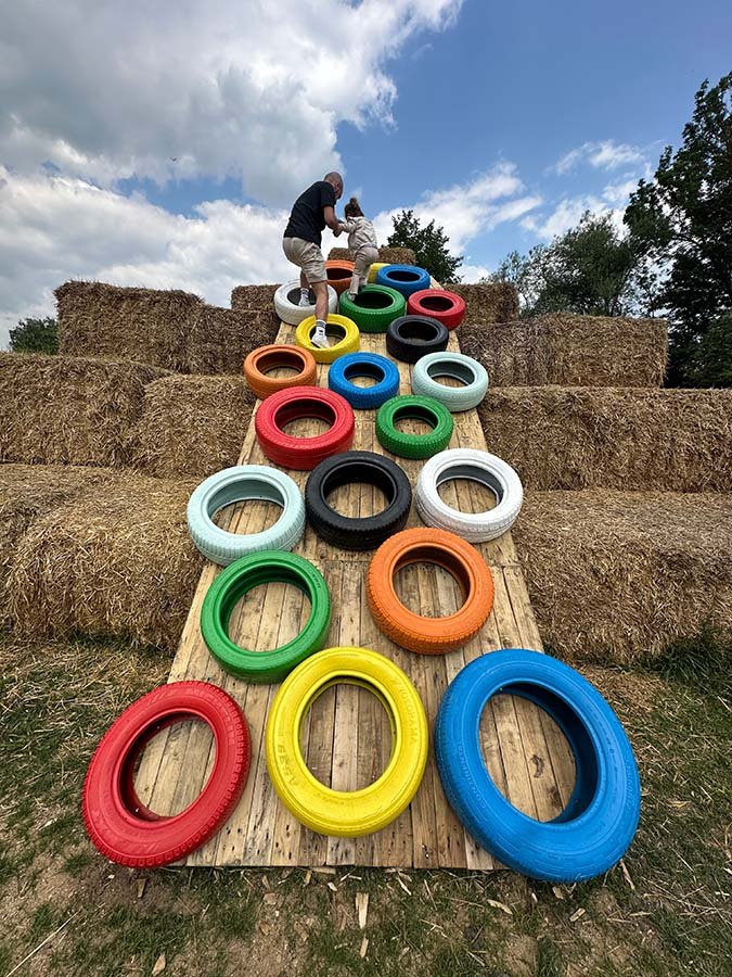 Zábavní park pro děti Slámová pyramida znojmo